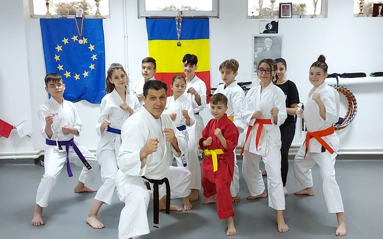 Nouă karateka, de la Tsunamy Brăila, au cucerit podiumul, obținând 16 medalii la Campionatul Național de Karate&nbsp;SKDUN