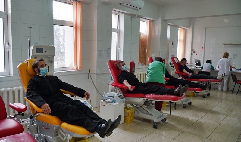 Campania de donare de sânge continuă în Arhiepiscopia Dunării de&nbsp;Jos