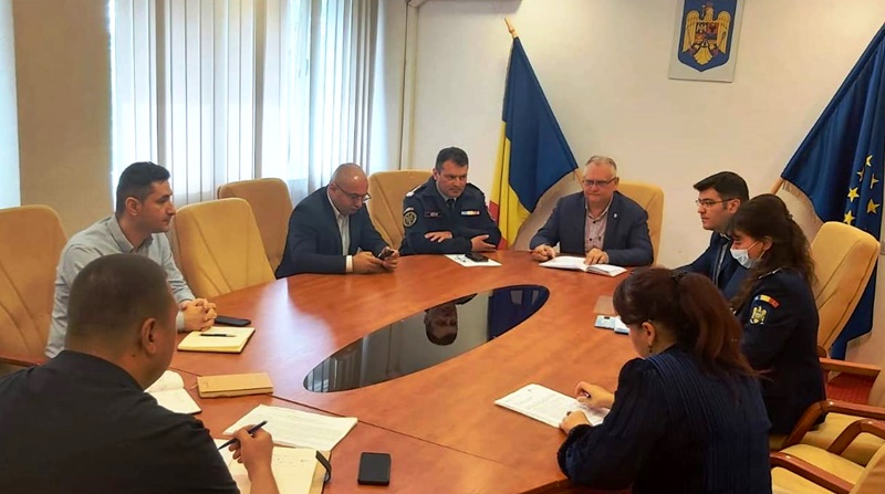 Protecția unităților de învățământ preuniversitar din județul Brăila, un subiect important pentru autoritățile&nbsp;locale