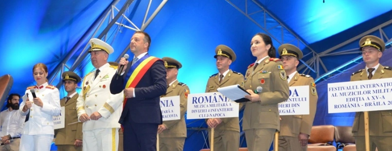 Directorului Filarmonicii “Lyra – George Cavadia”, Petrea Gogu, i s-a acordat titlul de Cetățean de Onoare” al Municipiului&nbsp;Brăila