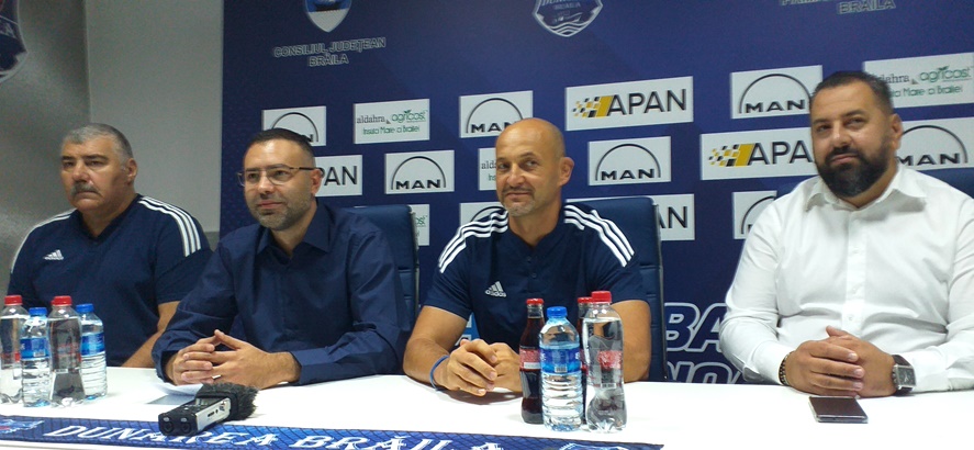 VIDEO | Costică Buceschi – noul antrenor principal al panterelor albastre de la HC Dunărea&nbsp;Brăila