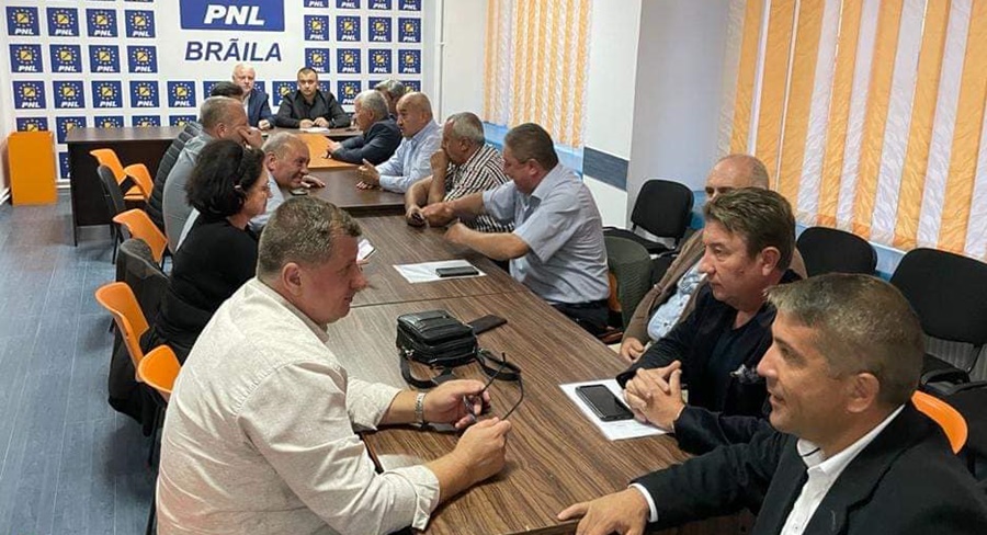 Marin Țole, secretar de stat în Ministerul Dezvoltării, s-a întâlnit joi cu primarii liberali brăileni la invitația președintelui PNL&nbsp;Brăila