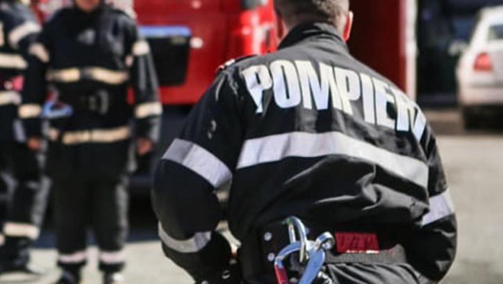 71 situații de urgență, 71 de cazuri rezolvate de echipajele ISU Dunărea Brăila | 2 incendii cauzate de lumânări aprinse, lăsate&nbsp;nesupravegheate