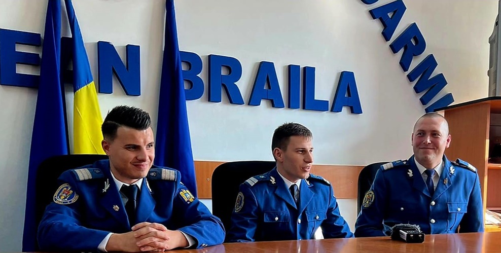 Pentru implicarea lor decisivă, cei trei jandarmi, care au găsit fetița din Corbeni, dată dispărută, au fost avansați în gradul următor în mod&nbsp;excepțional