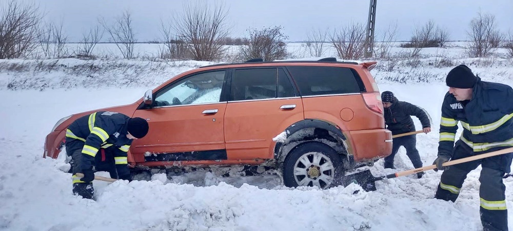 UPDATE | Atenție șoferi! | Situația drumurilor în județul Brăila, astăzi la ora 15:00 | Se menține închisă circulația rutieră pe DN 23 | Filtre de restricționare și de informare a traficului, formate din polițiști și&nbsp;jandarmi