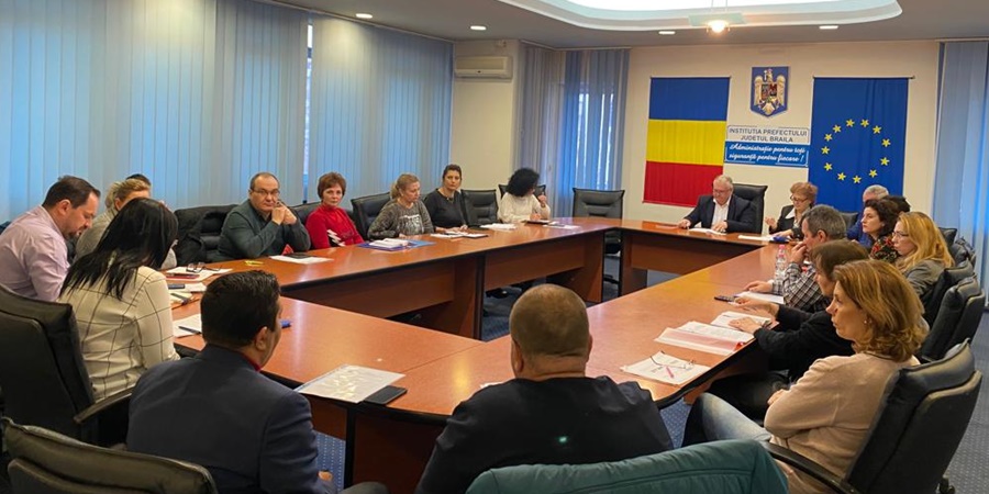 Integrarea străinilor care au dobândit protecție internațională | Prefectul Timofei: “Este esențial să analizăm, în mod continuu, problemele cu care se confruntă străinii stabiliți pe raza județului&nbsp;nostru”