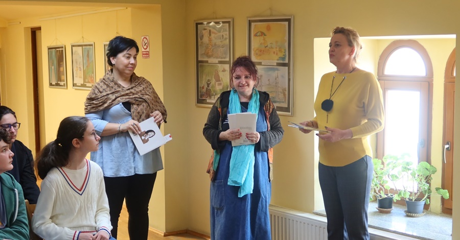 Ziua Națională a Lecturii | Momente poetice din creații contemporane cu Armanda&nbsp;Filipine