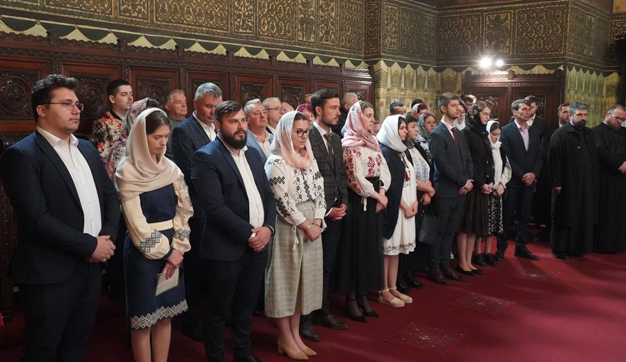 Şapte tineri teologi au primit binecuvântare pentru căsătorie, condiţie importantă pentru hirotonia întru diacon sau&nbsp;preot