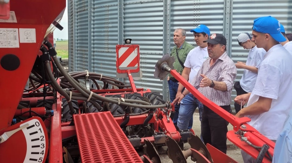 Liceul Gh.K. Constantinescu din Brăila este mai aproape de Agricultura 4.0, prin programul “Creștem prin Educație&nbsp;Agricolă”