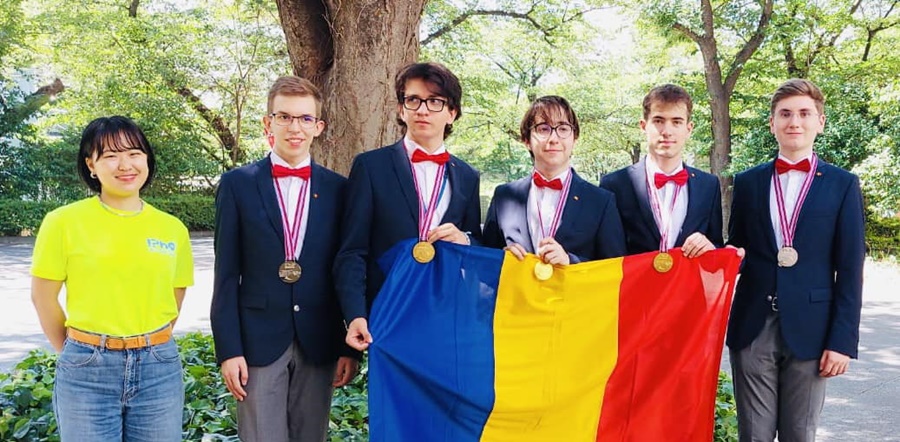 Elevii de aur ai României | Locul 1 în Europa și locul 3 în clasamentul pe națiuni, la Olimpiada Internațională de&nbsp;Fizică