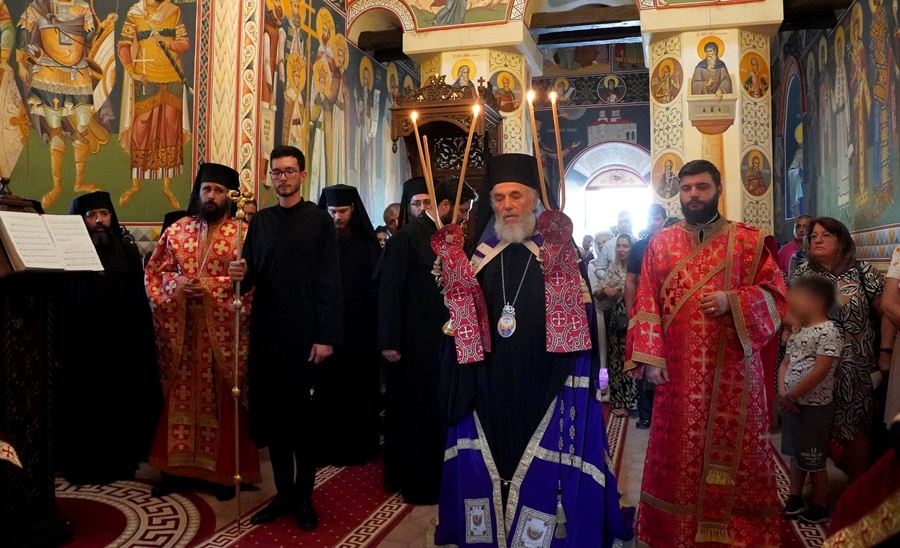 Zi de mare rugăciune la mânăstirea brăileană Măxineni, ocrotită de Sfântul Proroc Ioan&nbsp;Botezătorul