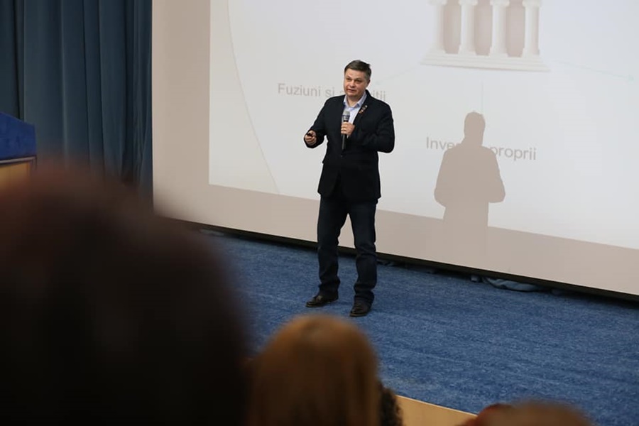 Curs gratuit de Educație Financiară pentru tinerii&nbsp;brăileni