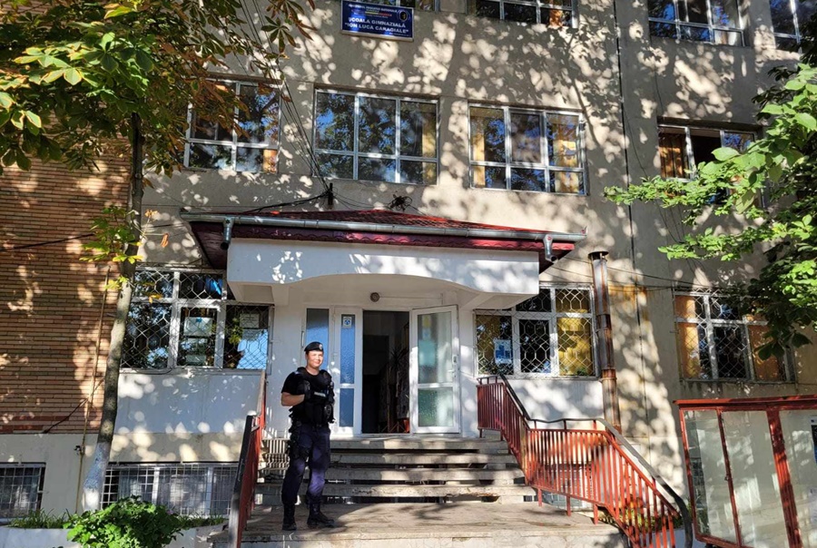 Jandarmii alături de elevi în noul an&nbsp;școlar