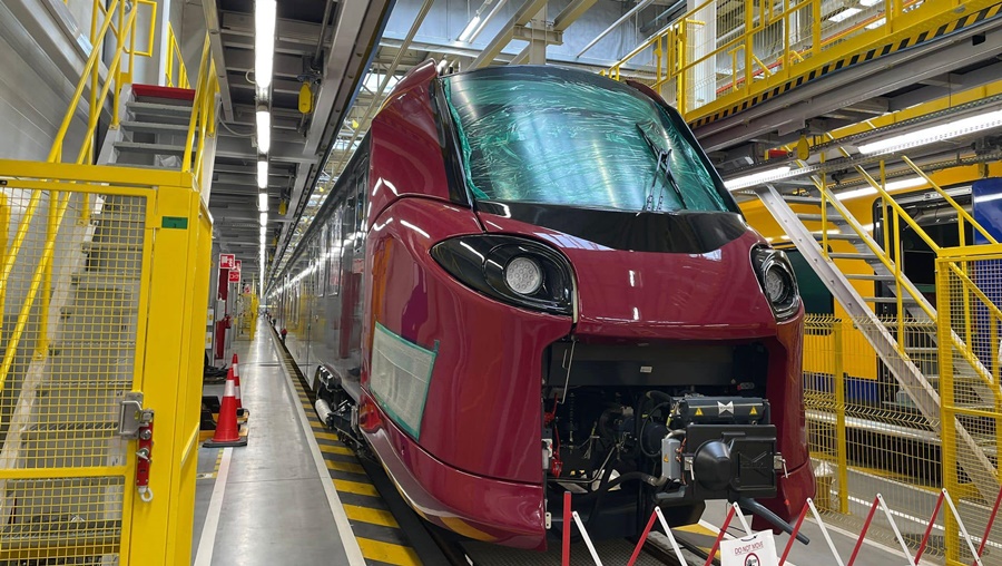 Tren electric, de ultimă generație, în curând pe ruta București Nord –&nbsp;Galați