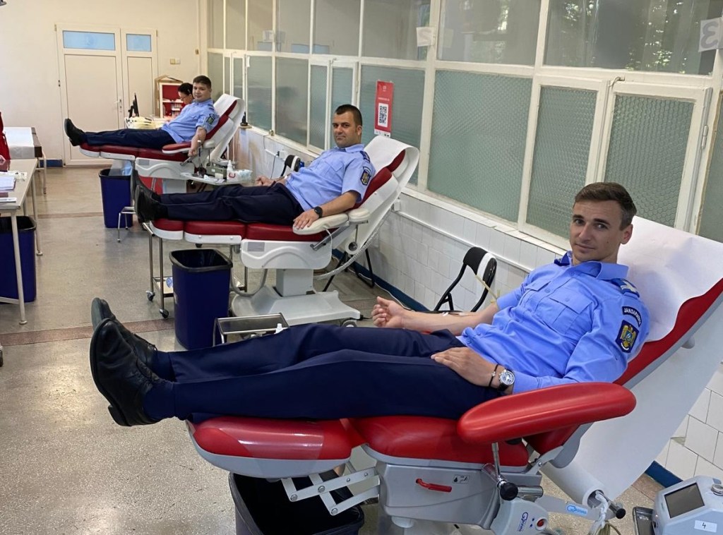 Fiecare viață contează | Jandarmii brăileni consecvenți în campaniile de donare de&nbsp;sânge