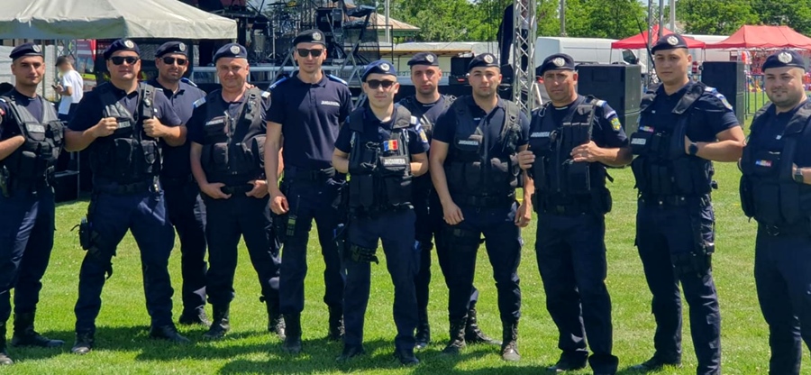 Jandarmi brăileni în misiune la manifestările organizate cu ocazia Zilei Comunei Viziru, din acest&nbsp;weekend