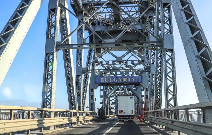 Atenție! Autoritățile bulgare vor suspenda temporar circulația pe Podul Prieteniei Giurgiu –&nbsp;Ruse!